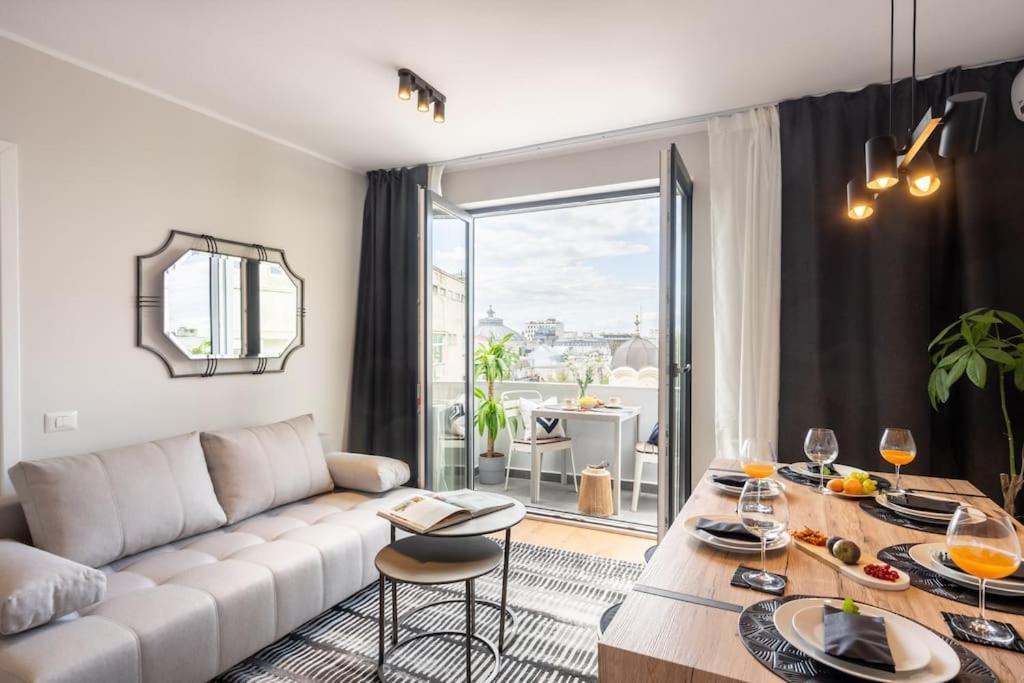 Apartament Stunning Views 2Br Midtown Flat - Charming Balcony Bukareszt Zewnętrze zdjęcie